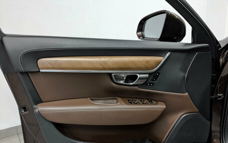 Volvo S90 II рестайлинг, 2019 год, 2 900 000 рублей, 19 фотография
