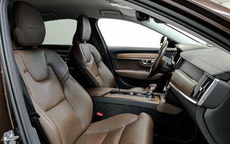 Volvo S90 II рестайлинг, 2019 год, 2 900 000 рублей, 23 фотография