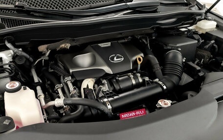 Lexus RX IV рестайлинг, 2019 год, 4 100 000 рублей, 9 фотография