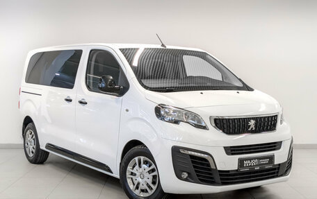 Peugeot Traveller I, 2019 год, 3 075 000 рублей, 3 фотография