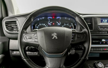 Peugeot Traveller I, 2019 год, 3 075 000 рублей, 22 фотография