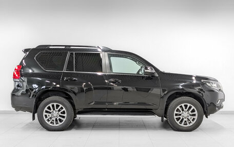Toyota Land Cruiser Prado 150 рестайлинг 2, 2020 год, 5 850 000 рублей, 4 фотография