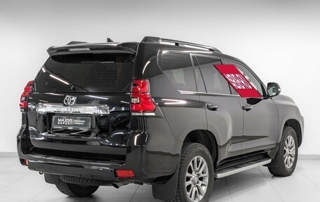 Toyota Land Cruiser Prado 150 рестайлинг 2, 2020 год, 5 850 000 рублей, 5 фотография