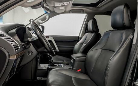 Toyota Land Cruiser Prado 150 рестайлинг 2, 2020 год, 5 850 000 рублей, 20 фотография