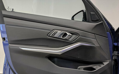 BMW 3 серия, 2019 год, 3 290 000 рублей, 19 фотография