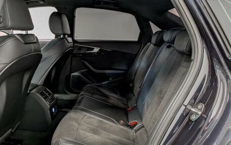 Audi A4, 2017 год, 2 550 000 рублей, 12 фотография