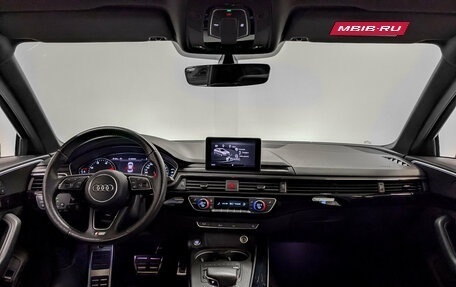 Audi A4, 2017 год, 2 550 000 рублей, 14 фотография