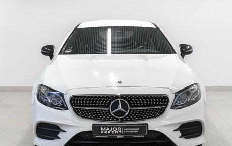 Mercedes-Benz E-Класс, 2020 год, 4 550 000 рублей, 2 фотография