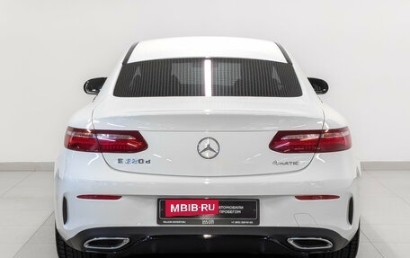 Mercedes-Benz E-Класс, 2020 год, 4 550 000 рублей, 6 фотография