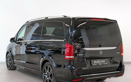 Mercedes-Benz V-Класс, 2021 год, 5 900 000 рублей, 7 фотография
