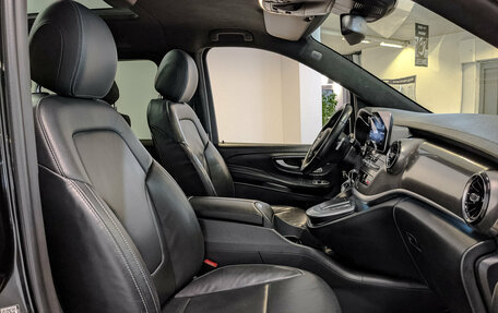 Mercedes-Benz V-Класс, 2021 год, 5 900 000 рублей, 23 фотография