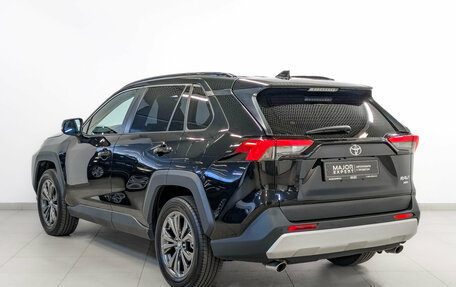 Toyota RAV4, 2025 год, 4 150 000 рублей, 7 фотография