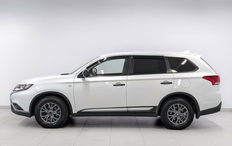 Mitsubishi Outlander III рестайлинг 3, 2019 год, 1 950 000 рублей, 8 фотография