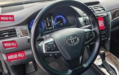 Toyota Camry, 2016 год, 1 900 000 рублей, 3 фотография