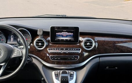 Mercedes-Benz V-Класс, 2019 год, 4 600 000 рублей, 5 фотография