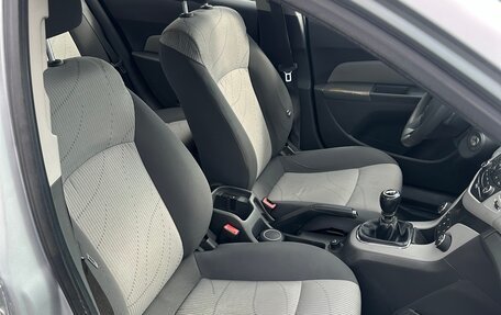 Chevrolet Cruze II, 2009 год, 480 000 рублей, 17 фотография