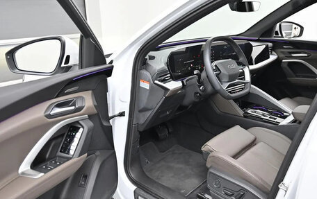 Audi Q5, 2025 год, 6 132 000 рублей, 5 фотография