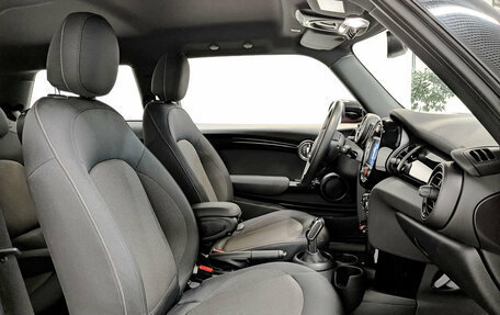 MINI Hatch, 2021 год, 2 640 000 рублей, 23 фотография