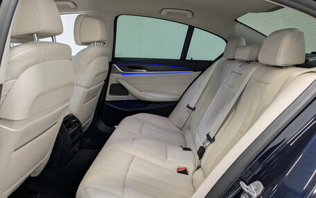 BMW 5 серия, 2019 год, 4 350 000 рублей, 13 фотография