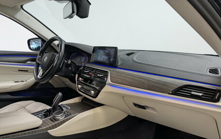 BMW 5 серия, 2019 год, 4 350 000 рублей, 12 фотография