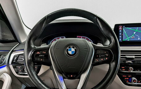 BMW 5 серия, 2019 год, 4 350 000 рублей, 23 фотография