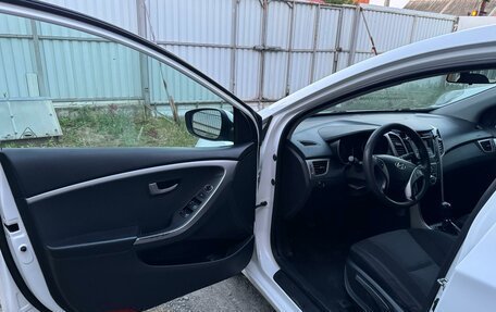 Hyundai i30 II рестайлинг, 2016 год, 860 000 рублей, 8 фотография