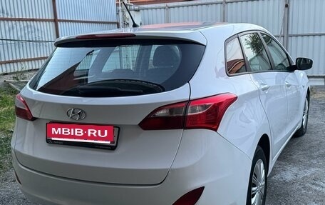Hyundai i30 II рестайлинг, 2016 год, 860 000 рублей, 5 фотография