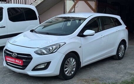 Hyundai i30 II рестайлинг, 2016 год, 860 000 рублей, 3 фотография