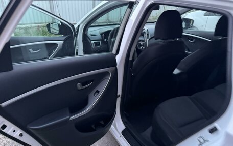Hyundai i30 II рестайлинг, 2016 год, 860 000 рублей, 11 фотография