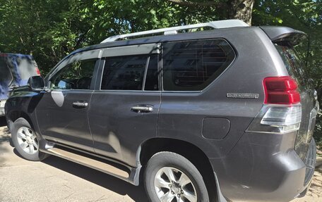 Toyota Land Cruiser Prado 150 рестайлинг 2, 2012 год, 2 790 000 рублей, 2 фотография