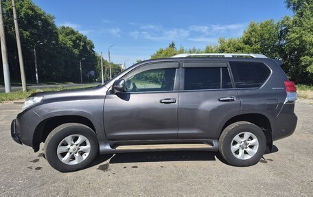 Toyota Land Cruiser Prado 150 рестайлинг 2, 2012 год, 2 790 000 рублей, 6 фотография
