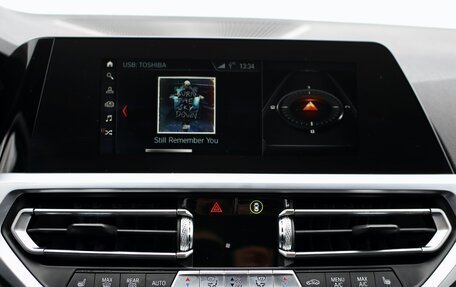 BMW 3 серия, 2019 год, 3 970 000 рублей, 14 фотография
