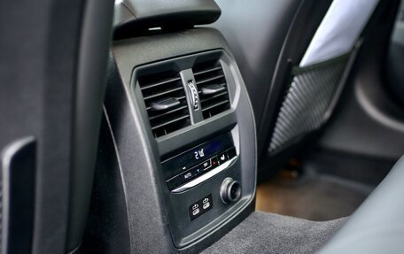 BMW 3 серия, 2019 год, 3 970 000 рублей, 18 фотография