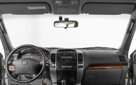 Toyota Land Cruiser Prado 120 рестайлинг, 2006 год, 1 599 000 рублей, 6 фотография