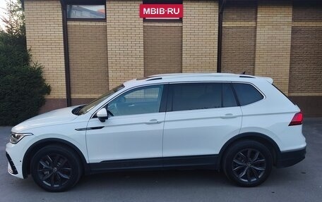 Volkswagen Tiguan II, 2022 год, 3 490 000 рублей, 6 фотография