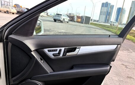 Mercedes-Benz C-Класс, 2011 год, 1 180 000 рублей, 7 фотография