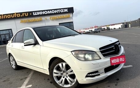 Mercedes-Benz C-Класс, 2011 год, 1 180 000 рублей, 2 фотография