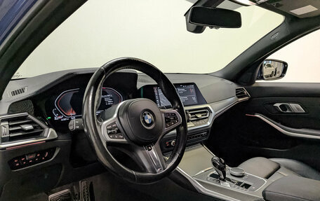 BMW 3 серия, 2021 год, 4 350 000 рублей, 15 фотография