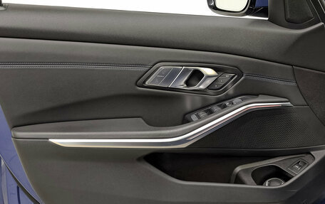 BMW 3 серия, 2021 год, 4 350 000 рублей, 19 фотография