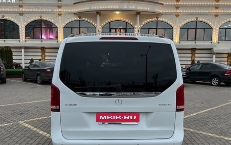 Mercedes-Benz V-Класс, 2015 год, 3 550 000 рублей, 3 фотография