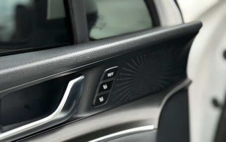 KIA K5, 2020 год, 3 100 000 рублей, 9 фотография