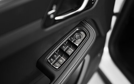 Porsche Macan I рестайлинг, 2026 год, 11 900 000 рублей, 8 фотография