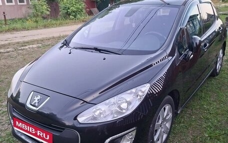 Peugeot 308 II, 2012 год, 850 000 рублей, 1 фотография