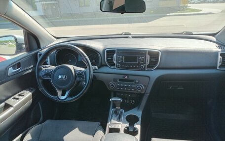 KIA Sportage IV рестайлинг, 2018 год, 2 100 000 рублей, 1 фотография