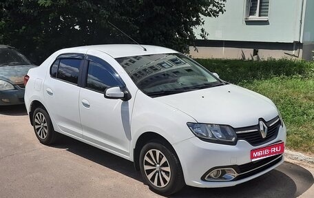 Renault Logan II, 2018 год, 750 000 рублей, 1 фотография