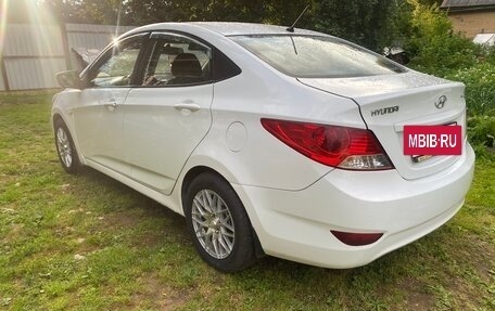 Hyundai Solaris II рестайлинг, 2012 год, 545 000 рублей, 5 фотография
