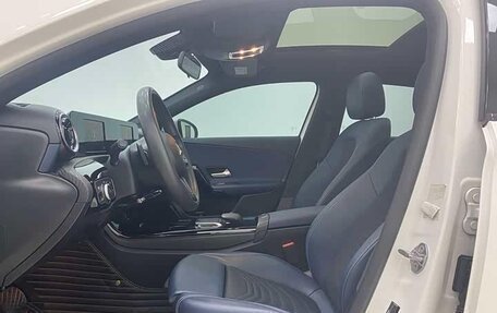 Mercedes-Benz A-Класс, 2022 год, 2 060 000 рублей, 9 фотография