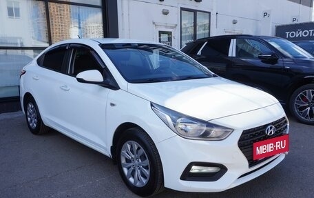 Hyundai Solaris II рестайлинг, 2019 год, 1 170 000 рублей, 3 фотография