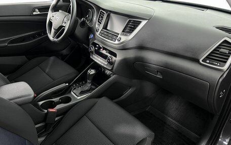 Hyundai Tucson III, 2018 год, 2 050 000 рублей, 12 фотография