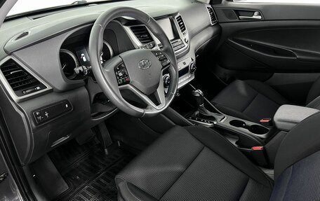 Hyundai Tucson III, 2018 год, 2 050 000 рублей, 9 фотография
